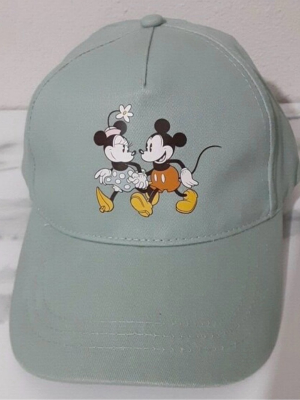 Disney Aldi Exclusive Green Mickey & Minnie Baseball Cap New - Picture 1 of 4